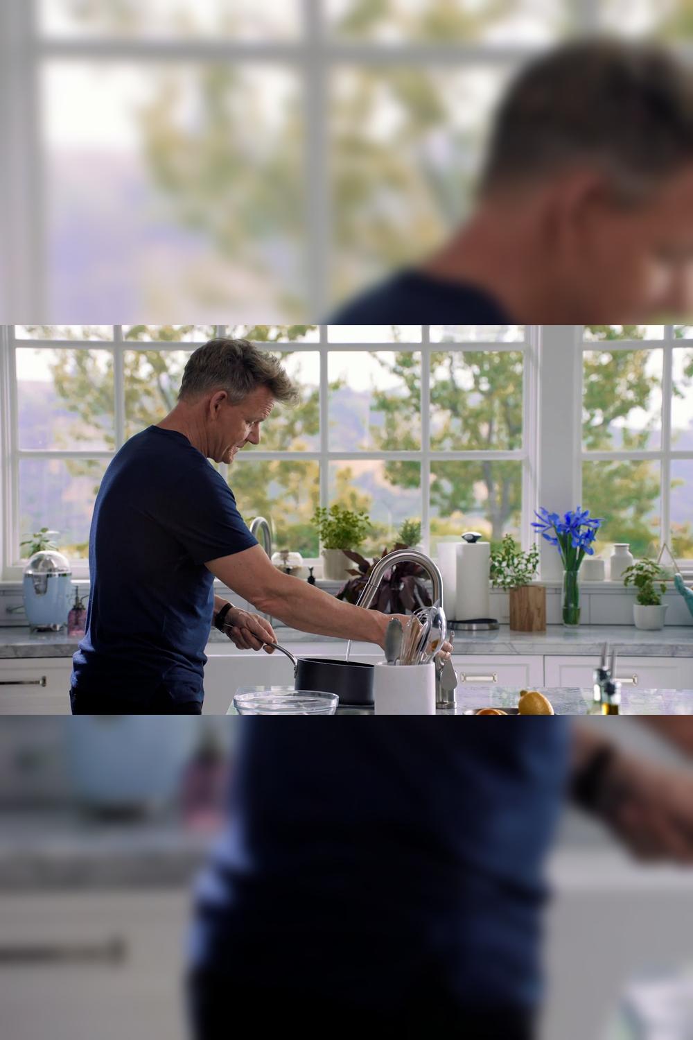 Gordon Ramsay Teaches Cooking Restaurant Recipes at Home S41 E04 Pomme Purée